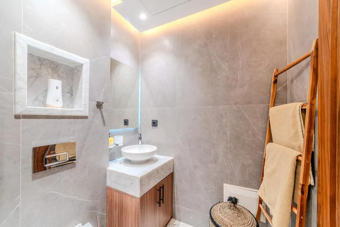 Charming Apartment In Hyper Center Modernity Marrakesh